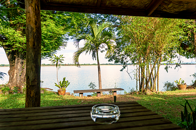 Room with fan, terrace with Mekong river view